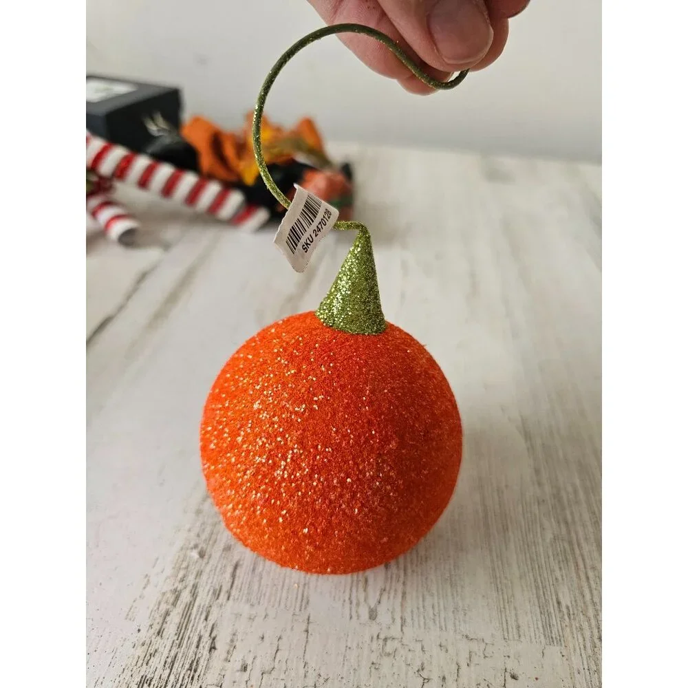 Pier‎ 1 pumpkin jack-o'-lantern glitter ornament RARE sparkle frayer Xmas tree